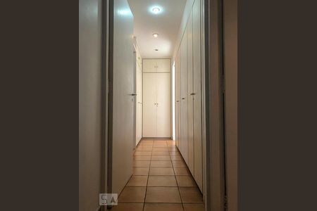 Apartamento à venda com 195m², 3 quartos e 2 vagasQuarto 3