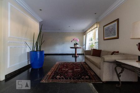 Apartamento à venda com 195m², 3 quartos e 2 vagasHall Social - Condomínio