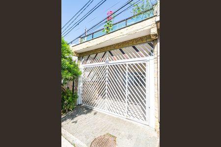 Casa à venda com 160m², 2 quartos e 2 vagasFachada