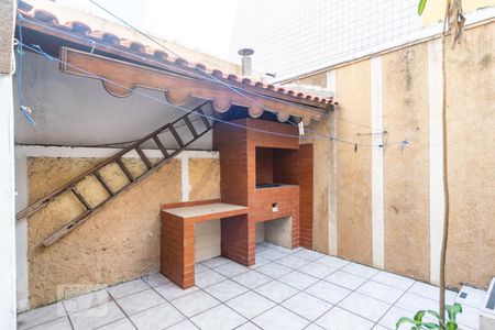 Casa à venda com 160m², 2 quartos e 2 vagasChurrasqueira