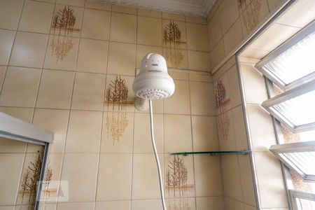 Casa à venda com 160m², 2 quartos e 2 vagasBanheiro