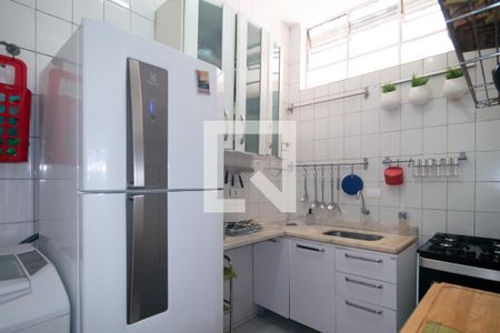 Apartamento à venda com 46m², 1 quarto e sem vagaCozinha e Área de Serviço