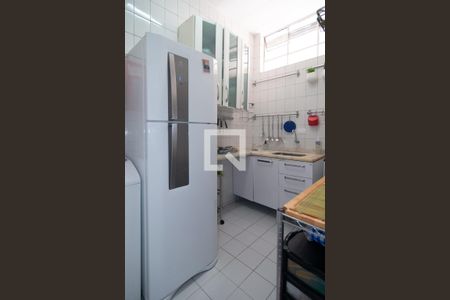 Apartamento à venda com 46m², 1 quarto e sem vagaCozinha e Área de Serviço