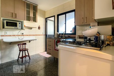 Apartamento à venda com 90m², 3 quartos e 2 vagasCozinha