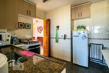 Apartamento à venda com 90m², 3 quartos e 2 vagasCozinha