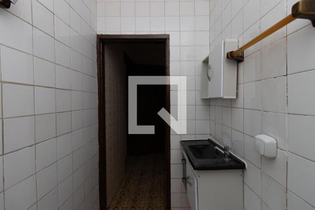 Casa à venda com 100m², 2 quartos e 1 vagaBanheiro de Serviço