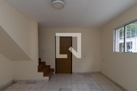 Sala de casa à venda com 2 quartos, 100m² em Jardim Japão, São Paulo