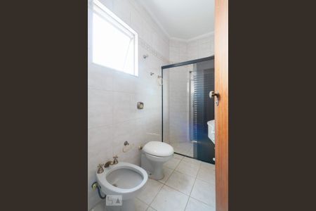 Casa para alugar com 180m², 3 quartos e 1 vagaBanheiro