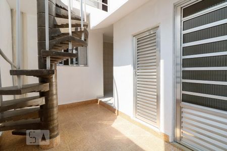 Casa para alugar com 180m², 3 quartos e 1 vagaÁrea de serviço