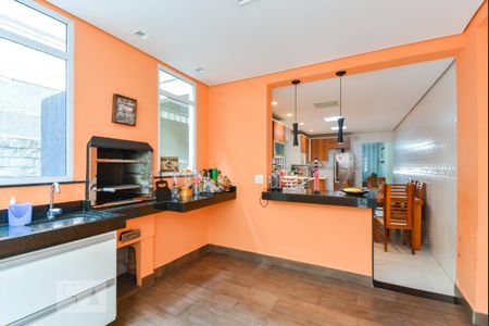 Casa à venda com 160m², 3 quartos e 2 vagas Casa à venda com 160m², 3 quartos e 2 vagasChurrasqueira