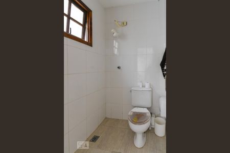Casa à venda com 160m², 3 quartos e 2 vagas Casa à venda com 160m², 3 quartos e 2 vagasBanheiro de serviço
