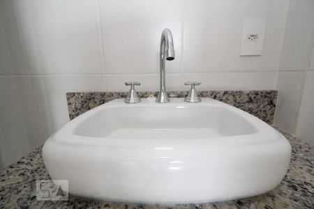 Apartamento à venda com 49m², 2 quartos e 1 vagaBanheiro da Suíte 1