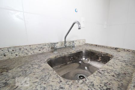 Apartamento à venda com 49m², 2 quartos e 1 vagaCozinha - Torneira