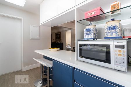 Apartamento à venda com 120m², 2 quartos e 2 vagasCozinha