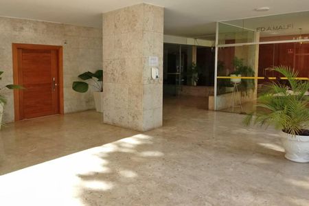 Apartamento à venda com 90m², 2 quartos e 1 vagaEntrada