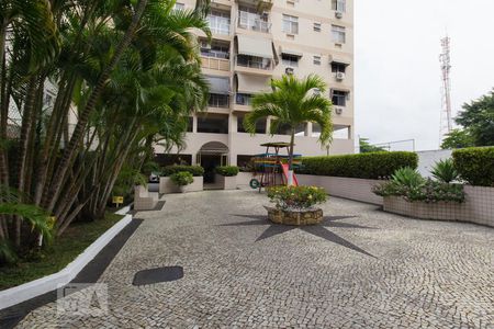 Apartamento à venda com 80m², 2 quartos e 1 vagaParquinho