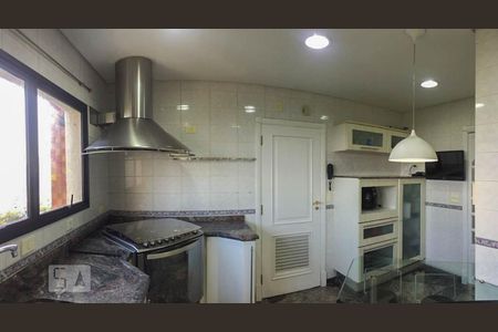 Apartamento à venda com 155m², 3 quartos e 4 vagasCozinha