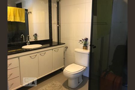 Apartamento à venda com 159m², 2 quartos e 1 vagaBanheiro