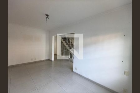 Casa de Condomínio à venda com 5 quartos, 300m² em Taquara, Rio de Janeiro