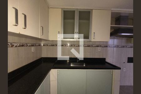 Casa de Condomínio à venda com 5 quartos, 300m² em Taquara, Rio de Janeiro