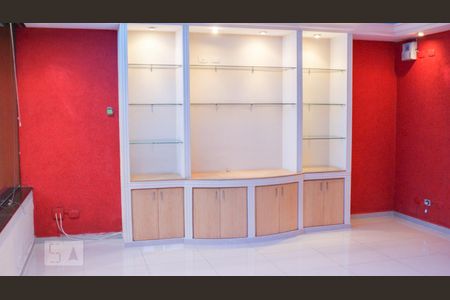 Sala de casa à venda com 4 quartos, 261m² em Vila Ré, São Paulo