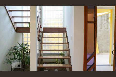 Sala de casa à venda com 4 quartos, 261m² em Vila Ré, São Paulo