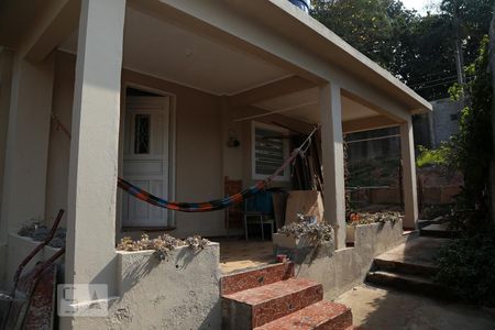 Casa para alugar com 95m², 3 quartos e 6 vagasvaranda