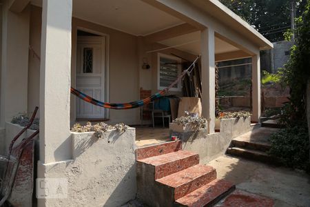 Casa para alugar com 95m², 3 quartos e 6 vagasvaranda