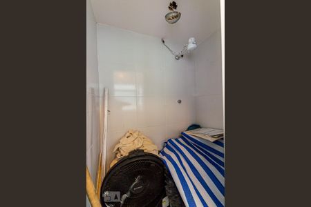 Apartamento à venda com 67m², 3 quartos e sem vaga Apartamento à venda com 67m², 3 quartos e sem vagaBanheiro de Serviço