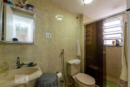Apartamento à venda com 67m², 3 quartos e sem vaga Apartamento à venda com 67m², 3 quartos e sem vagaBanheiro Social