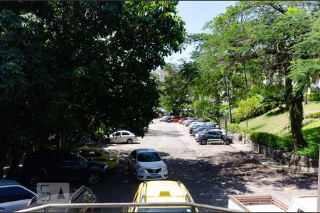 Apartamento à venda com 45m², 2 quartos e sem vaga Apartamento à venda com 45m², 2 quartos e sem vagaEstacionamento