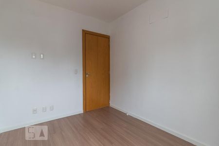 Dormitório de apartamento à venda com 3 quartos, 100m² em Passo D’areia, Porto Alegre