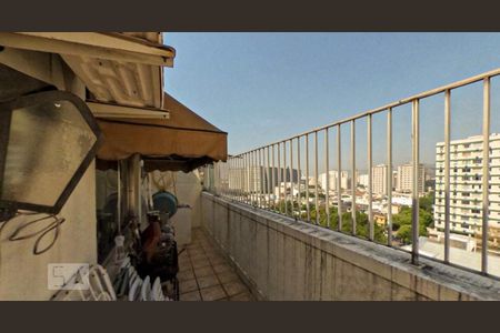 Apartamento à venda com 149m², 3 quartos e 2 vagasTerraço