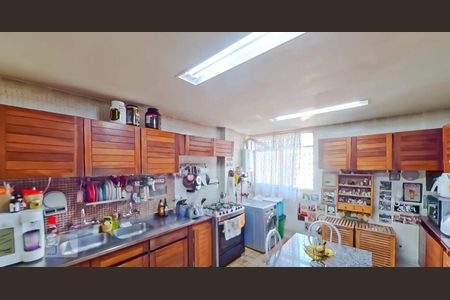 Apartamento à venda com 149m², 3 quartos e 2 vagasCozinha