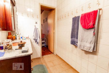 Casa à venda com 310m², 3 quartos e 2 vagasSuíte