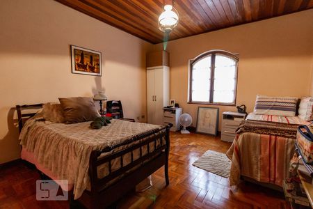 Casa à venda com 310m², 3 quartos e 2 vagasQuarto 1