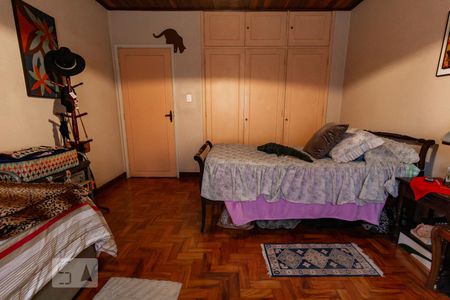 Casa à venda com 310m², 3 quartos e 2 vagasQuarto 1