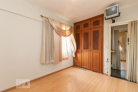 Quarto 2 de apartamento para alugar com 2 quartos, 52m² em Vila Londrina, São Paulo