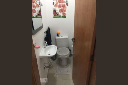 Casa para alugar com 158m², 3 quartos e 2 vagas Casa para alugar com 158m², 3 quartos e 2 vagasBanheiro 3