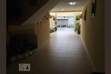 Garagem  de casa à venda com 3 quartos, 158m² em Vila Santana, São Paulo