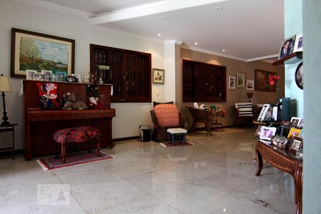 Sala de casa para alugar com 5 quartos, 600m² em Setor de Habitações Individuais Sul, Brasília