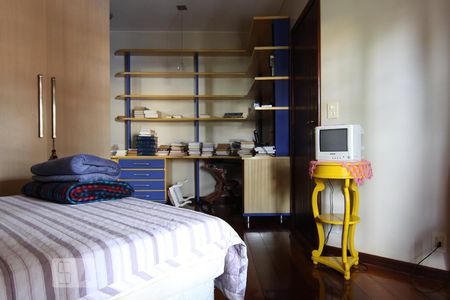 Casa para alugar com 600m², 5 quartos e 8 vagasSuíte 3