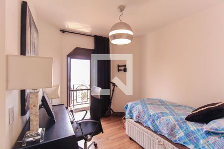 Quarto 1 de apartamento à venda com 3 quartos, 167m² em Vila Bertioga, São Paulo