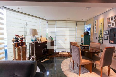 Sala de TV de apartamento à venda com 3 quartos, 167m² em Vila Bertioga, São Paulo