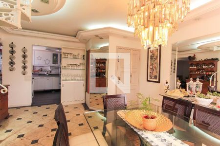 Sala de apartamento à venda com 3 quartos, 167m² em Vila Bertioga, São Paulo