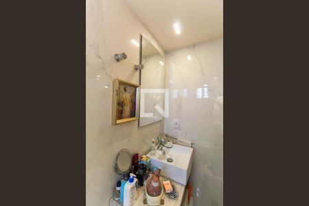 Apartamento à venda com 167m², 3 quartos e 2 vagasBanheiro da Suíte 2