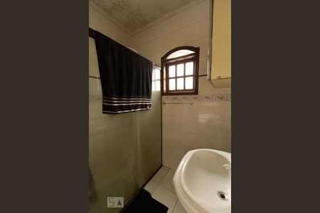 Casa para alugar com 184m², 6 quartos e 4 vagasBanheiro  4