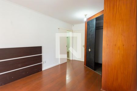 Casa à venda com 264m², 3 quartos e 3 vagasQuarto Suíte