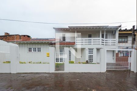 Casa à venda com 264m², 3 quartos e 3 vagasFachada