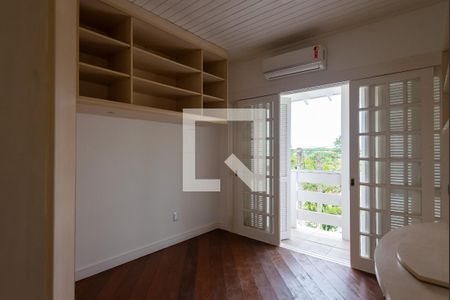 Quarto 2 de casa à venda com 3 quartos, 264m² em Vila Nova, Porto Alegre